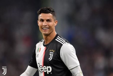 فریاد خشمگینانه رونالدو بر سر جیمی جامپی که به او آسیب زد/عکس