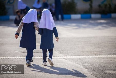 مدارس اصفهان فردا سه شنبه 26 آذر تعطیل نیست