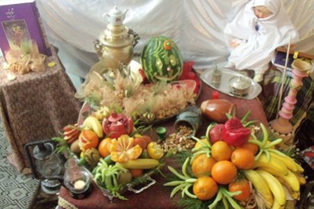 جدیدترین چیدمان سفره شب یلدا