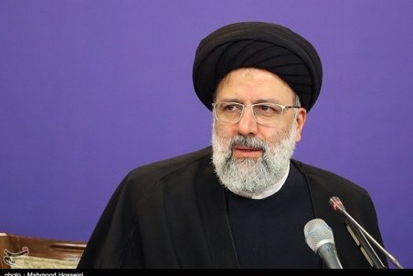 با مردم با مهربانی برخورد شود