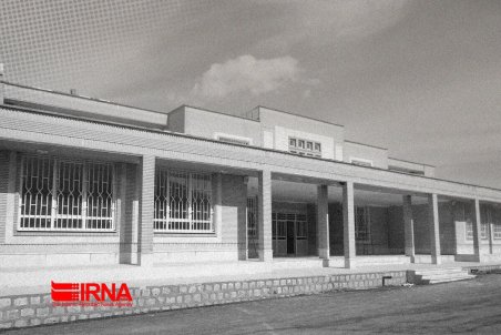 مدارس اراک فردا دوشنبه 2 دی 98 تعطیل است؟