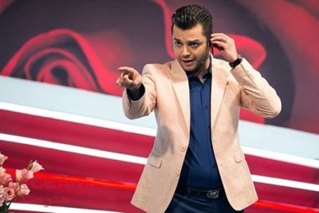 ظلی‌پور : نمی‌توان‌ همزمان‌ مجری‌گری‌ و بازیگری‌ کرد