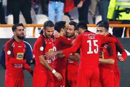 خودنمایی قهرمان