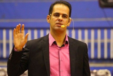 شبکه ۳ عباس قانع را بعد از شایعات اخیر برای گزارش غیر فوتبالی روی آنتن آورد!