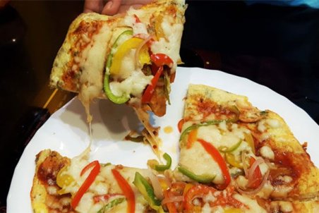 طرز تهیه املت با پنیر پیتزا