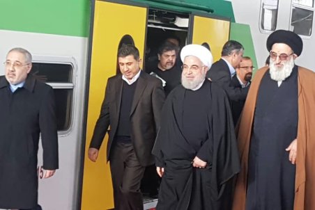 قطار برقی کرج-هشتگرد افتتاح شد