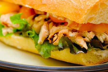 طرز تهیه ساندویچ مرغ مکزیکی