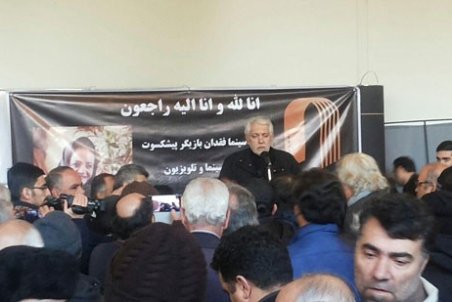 آغاز مراسم تشییع پیکر شهلا ریاحی