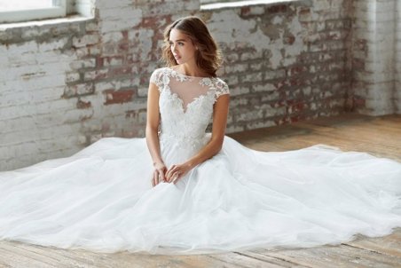 ۲۵ مدل جدید لباس عروس برای افراد لاغر