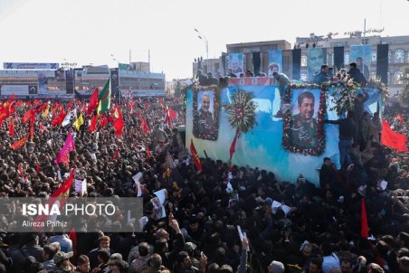 چند نفر در مراسم وداع با شهدای مقاومت در کرمان مصدوم شدند