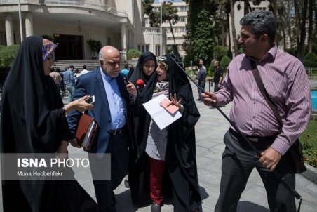 زنگنه: روند قیمت نفت به نفع ایران است