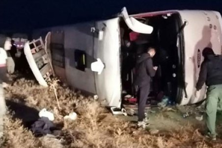 20 کشته در واژگونی یک دستگاه اتوبوس در محور دوآب سوادکوه