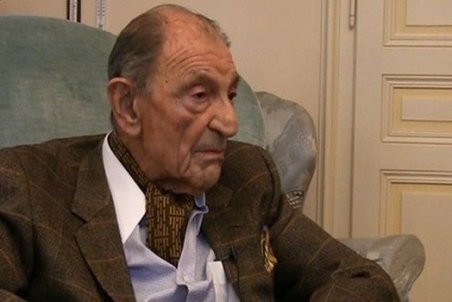 مطهری: صدا و سیما مصاحبه "اردشیر زاهدی" را برای مردم نمایش دهد