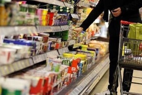 گوجه‌فرنگی، صدرنشین افزایش قیمت کالاهای اساسی در آبان‌ماه