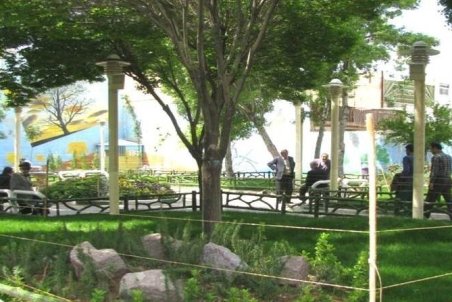 قم | توسعه ۱۵۰۰ مترمربعی بوستان نیایش