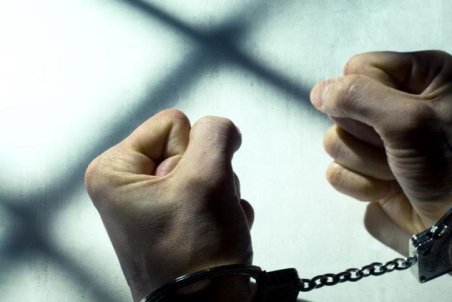 آزار دختر کندذهن توسط مرد افغانستانی!