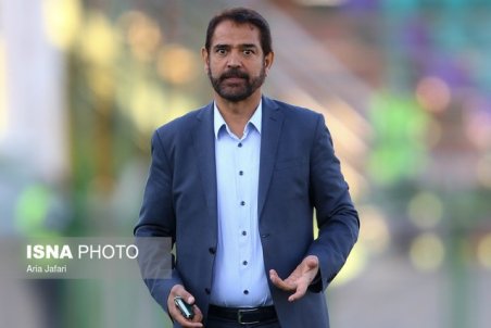 (ویدئو) فیروز کریمی در برنامه زنده تلفن صحبت می‌کند