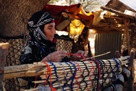 ایلام| تاریک و روشن زندگی زنان عشایر