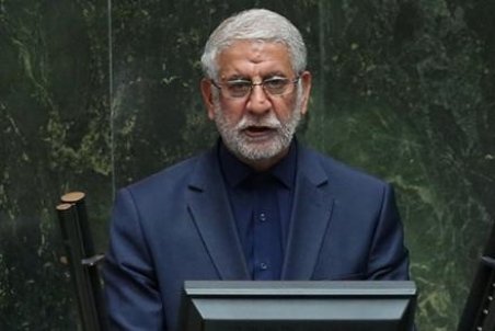 رفتار ناپسند یک نماینده با مردم، خبرساز شد