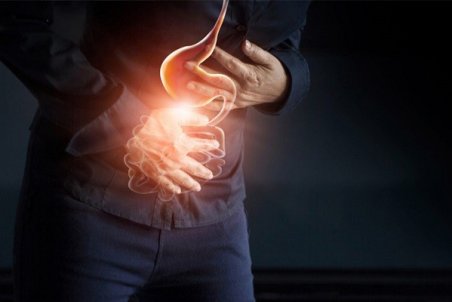 زخم معده و ۱۰ نشانه مهم آن