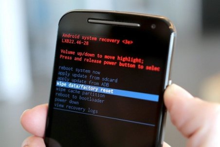 همه چیز درباره بازگرداندن گوشی‌های اندروید به حالت کارخانه