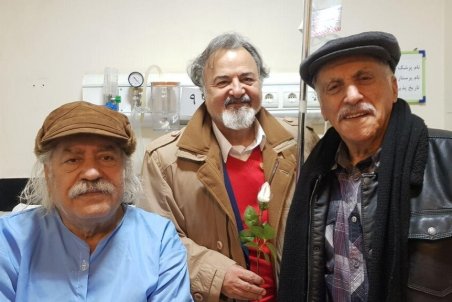 عیادت از بهزاد فراهانی روی تخت بیمارستان/ عکس