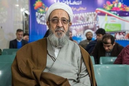 واکنش غفاری به اظهارات کدخدایی درباره ۹ متر عمامه