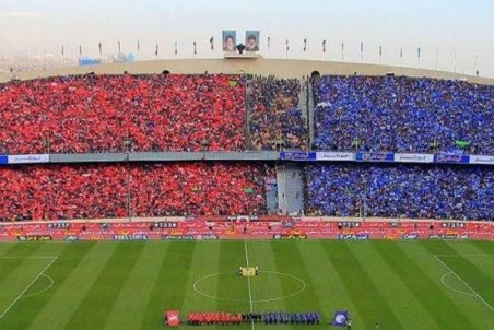 دربی پرسپولیس - استقلال/ گروه معروف پاپ ایران در شهرآورد می‌خواند