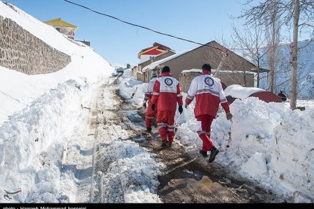 سقوط بهمن در خلخال؛ جاده خلخال به شاهرود مسدود شد