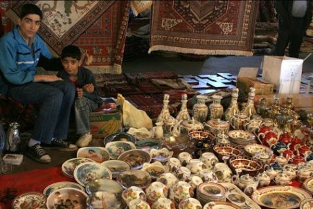 نگرانی ۴۰۰۰ دستفروش پارکینگ پروانه از فروش مکان امرار معاش خود