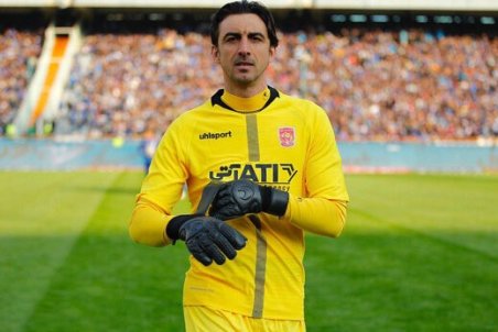 دروازه‌بانی که به جای عقاب، گلادیاتور فضای مجازی شد!