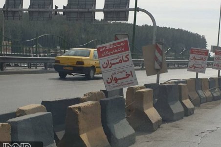 سرهنگ محمدی: نصب پوسترهای تبلیغاتی بر روی علائم راهنمایی و رانندگی ممنوع است