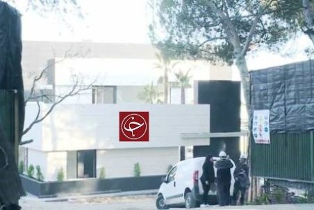 تصاویر خانه گران قیمت مدافع مشهور فوتبال جهان لو رفت