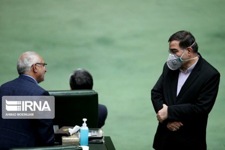 تصویر امیرآبادی نماینده خبرساز قم با ماسک در جلسه امروز مجلس