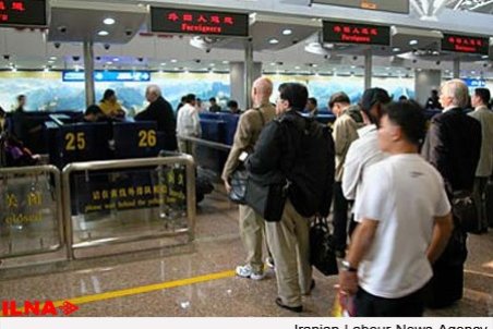 کاشانی:  دیپورت چند مسافر مشکوک به کرونا از فرودگاه امام خمینی