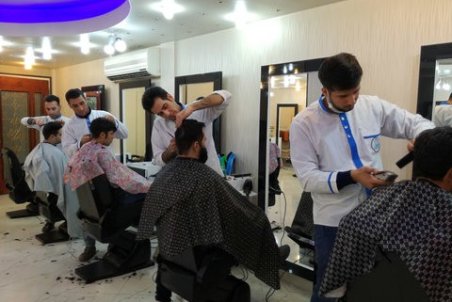 تعطیلی آرایشگاه ها را پیشنهاد نمی‌کنیم/ جای نگرانی نیست