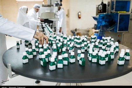 رئیس اتحادیه مواد شوینده: توزیع مواد ضدعفونی‌کننده طی هفته جاری بیشتر می‌شود