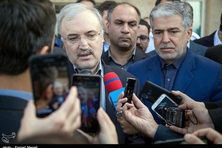 وزیر بهداشت: قرار نیست درب تک‌تک خانه‌ها را بزنیم!