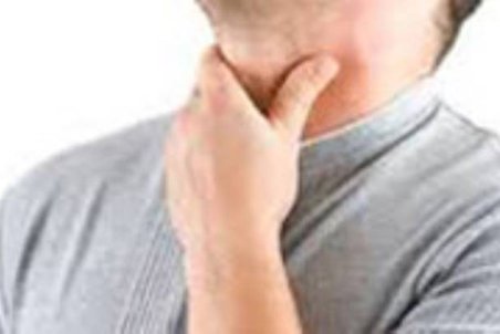 آیا خشکی گلو از علائم کرونا است؟