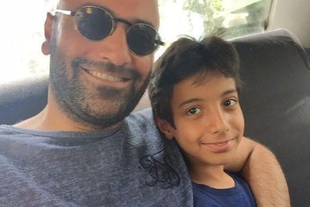 همسر ریحانه پارسا در کنار پسرش آرسام