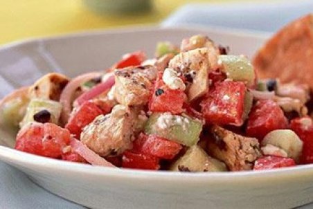 طرز تهیه سالاد مرغ سوولاکی