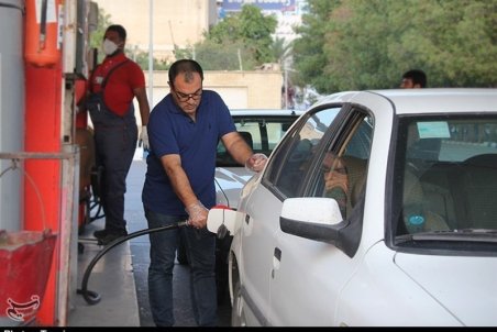 فروش پمپ‌بنزین‌ها ۶۰ درصد کم شد