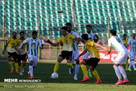 فیفا باید در مورد تعطیلی لیگ برتر تصمیم بگیرد/ نباید حقی ضایع شود