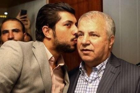 توضیح علی پروین در مورد شرایط فرزندش (عکس)