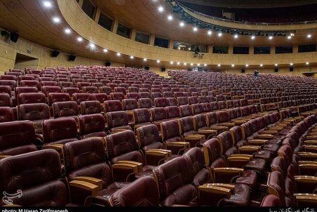 حاشیه جدید برای نوروزخانه، آمار تعداد مخاطبان است/ با بلیت هزار تومانی کنسرت میلیاردی برگزار کنید