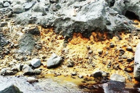 سرقت ۸۰۰ میلیونی خاک طلا توسط کارگر کارگاه طلاسازی