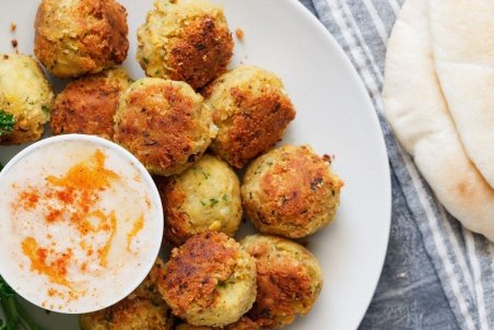 طرز تهیه فلافل خاص؛ ترد و خوشمزه مثل ساندویچی‌ها