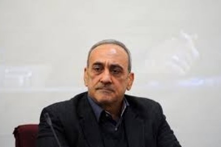 گرشاسبی : آقای طاهری! من پرسپولیس را محروم و بدهکار کردم یا شما؟