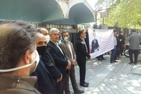 ماجرای تجمع رانندگان اتوبوسرانی  مقابل شهرداری تهران