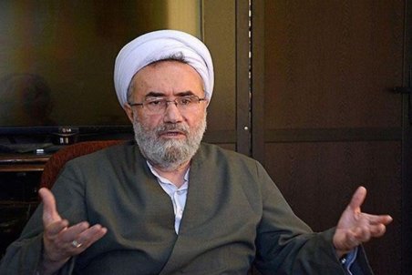 حمله تند مسیح مهاجری به امام جمعه ایرانشهر